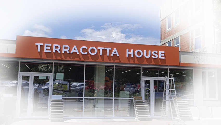 Рекламный фриз Terracotta house